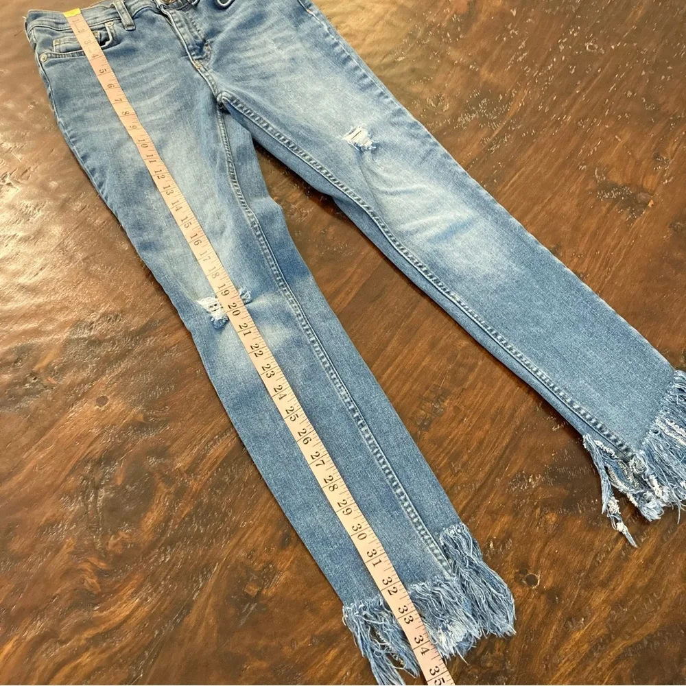 Free People Frayed Skinny Blue Jeans Denim Size 26 - Picture 8 of 11